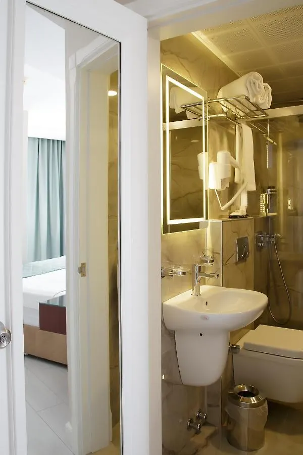 Vatan Asur Hotel Istanbul 4*,